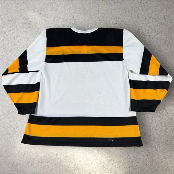 Vintage 90s NHL Boston Bruins Turn Back The Clock Jersey Sz M CCM Maska Hockey - Picture 2 of 5